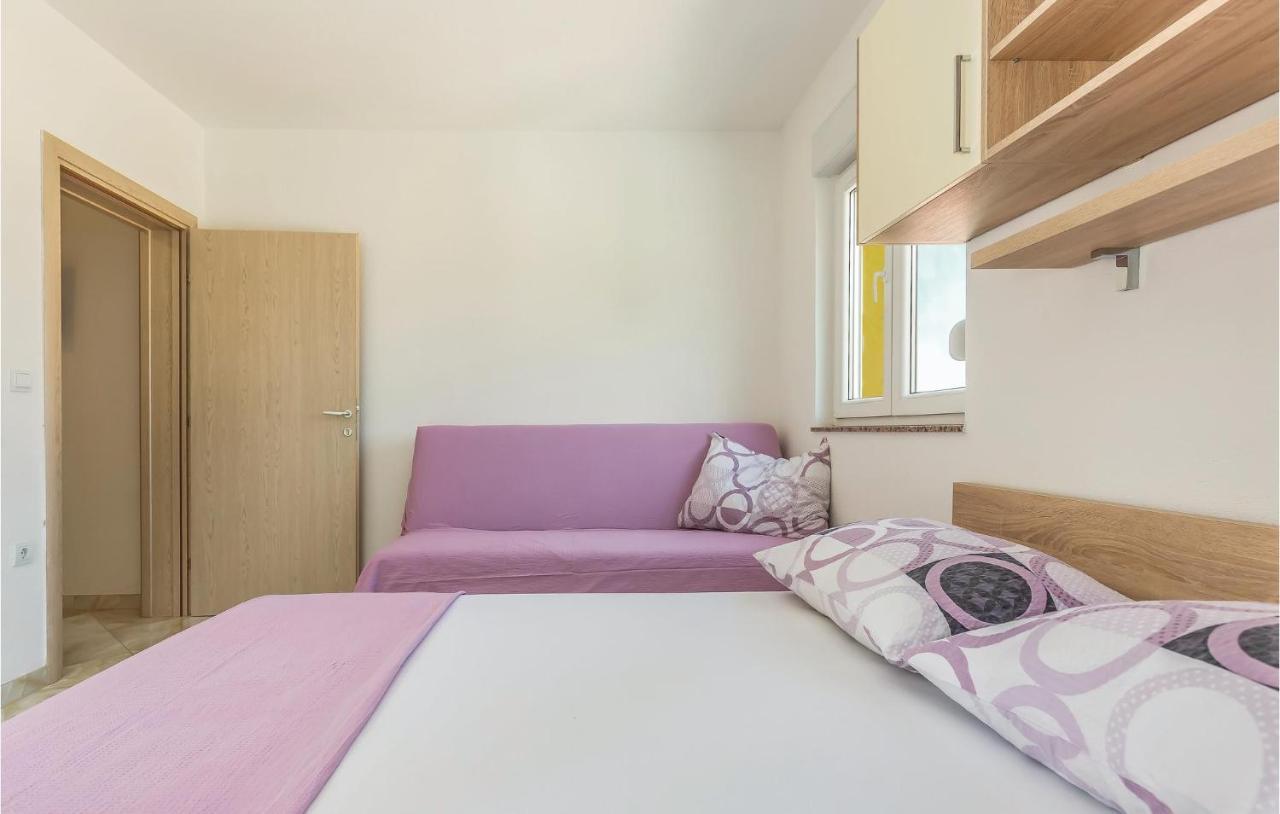Beautiful Apartment In Krvavica With Kitchen Bagian luar foto